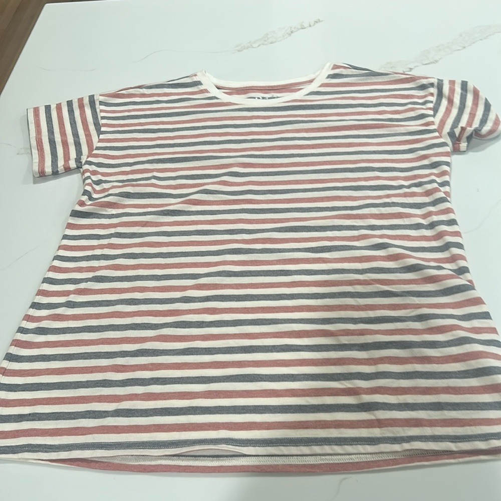 Medium 24/7 T-shirt by Maurice’s used but good condition.